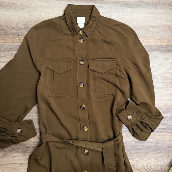 H&M Military green Maxi Dress with Belt - Picture 4 of 9